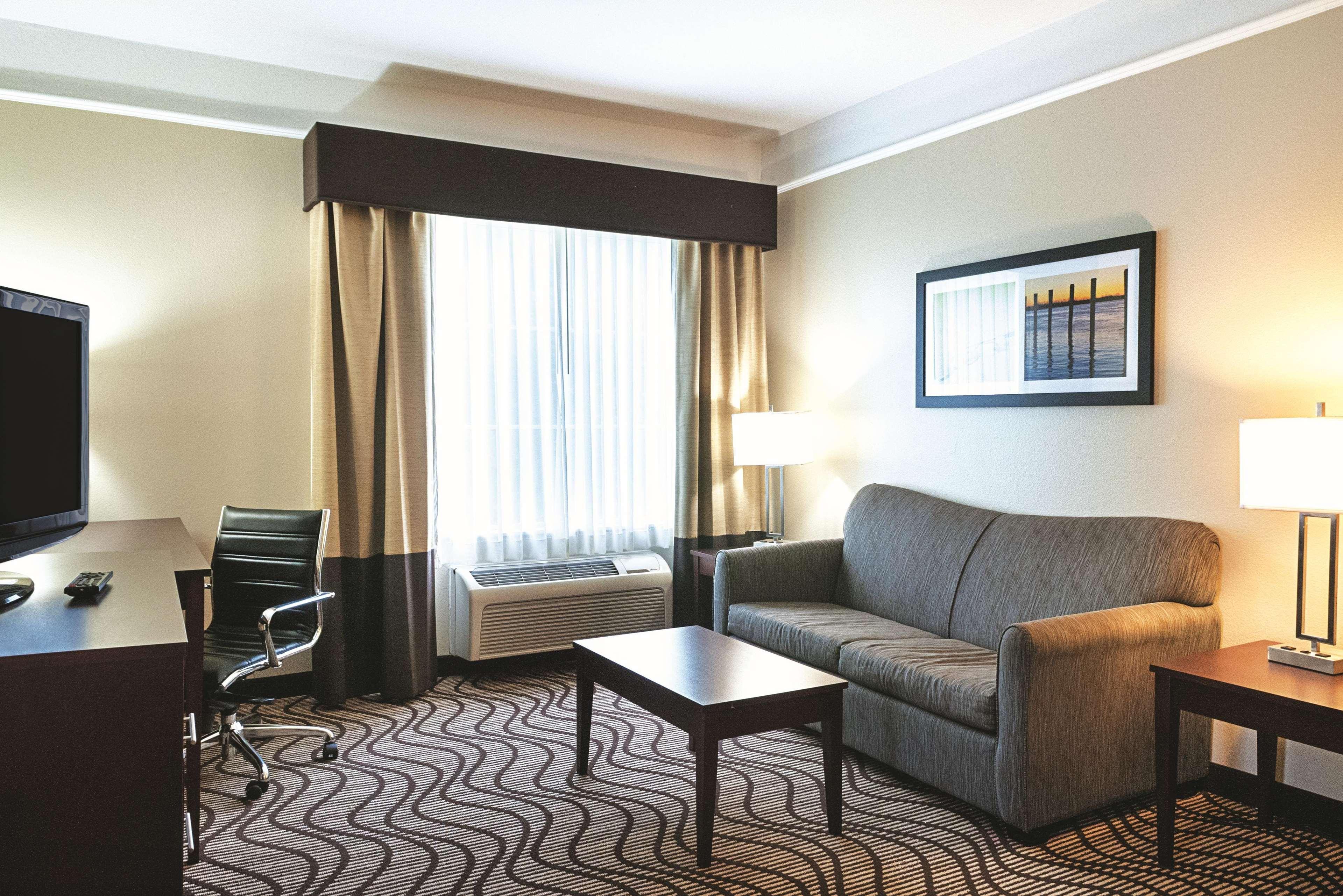 Hotel La Quinta By Wyndham Houma Exterior foto